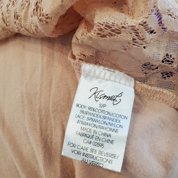 Beautiful Lace-Front, Solid Back and Sleeves, Office Casual S/S Top, Stretchy - Picture 8 of 10